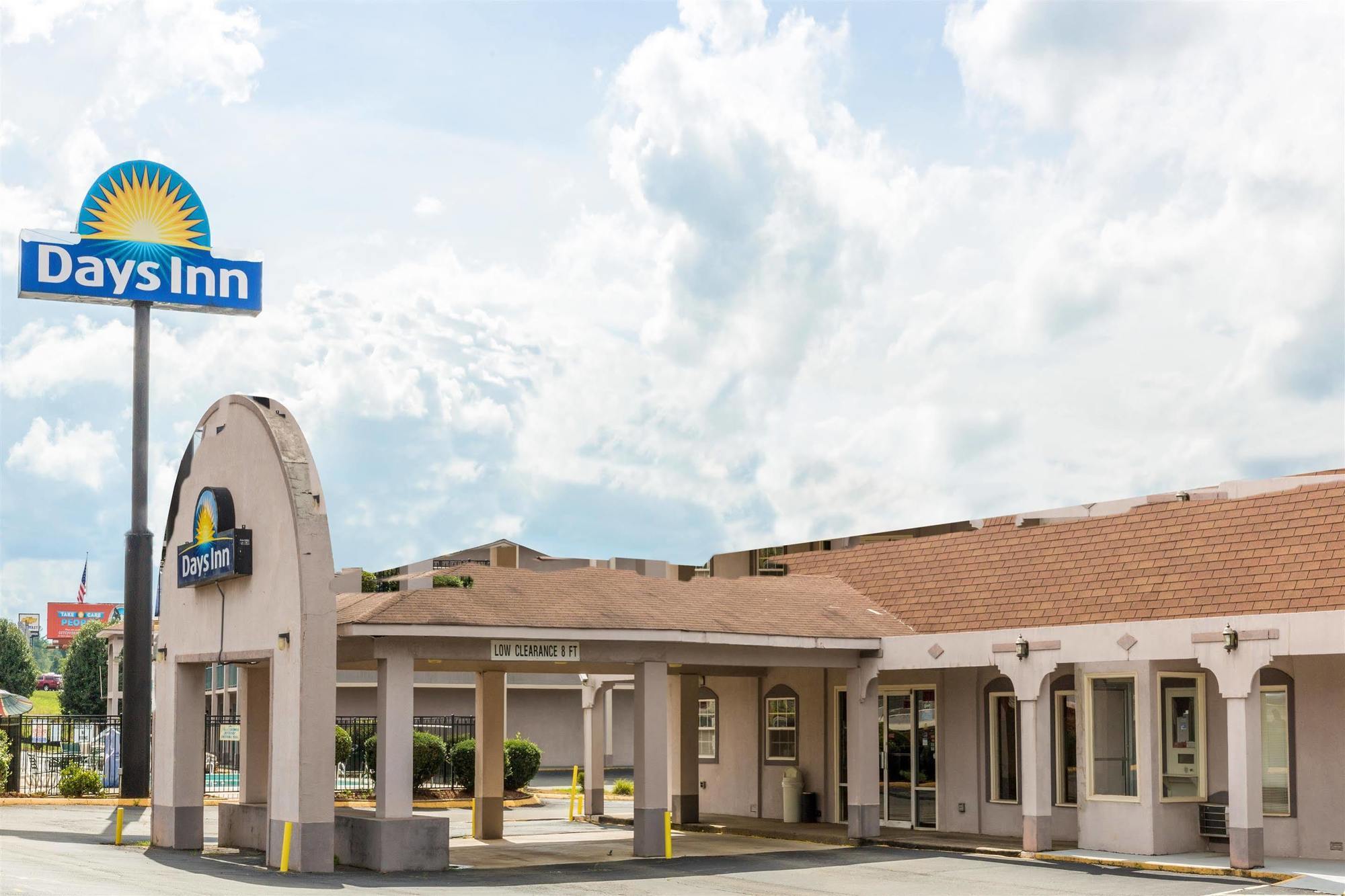 Days Inn By Wyndham Statesville Exterior foto